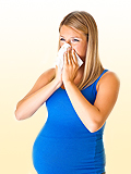 Картинка-анонс к статье Причины и лечение аллергического ринита при беременности